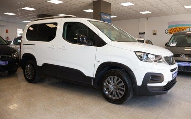 PEUGEOT Rifter 1.5BlueHDi S&S Standard Allure Pack 100