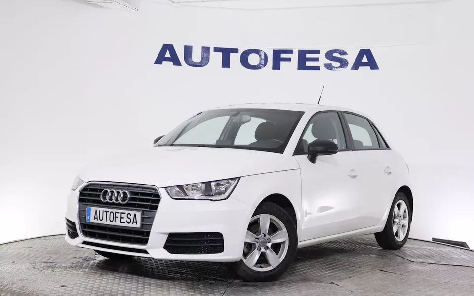 Audi A1 SPORTBACK 1.0 TFSI ULTRA 95CV 5P # NAVY,PARTRONIC