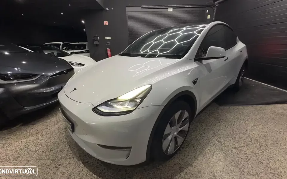 Tesla Model Y Long Range Dual Motor AWD