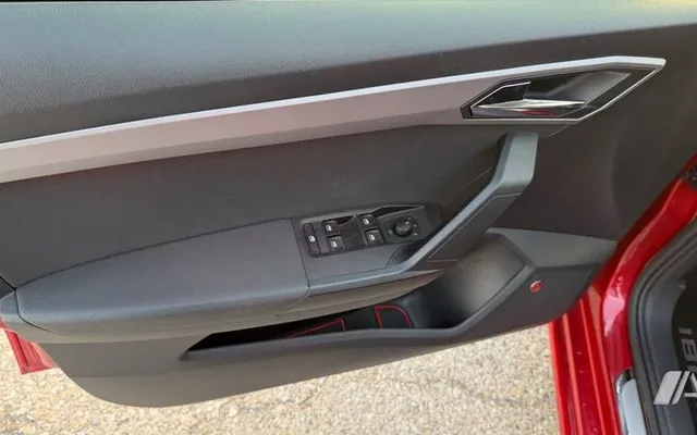 SEAT Ibiza Ibiza 1.0 TSI S&S FR 115 - 13499€ en
