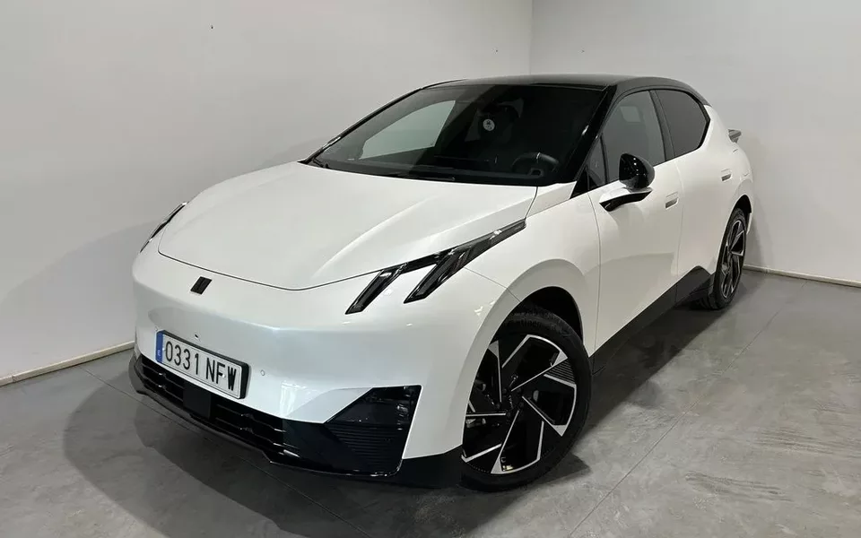 LYNK & CO 02 BEV 66kWh More - 33500€ en Almendralejo