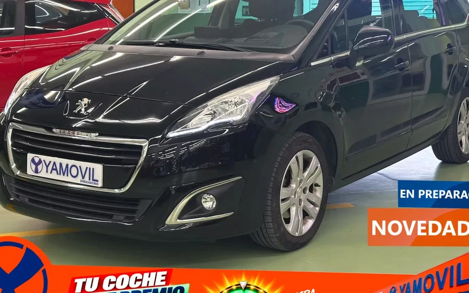 Peugeot 5008 2.0 BlueHDi Allure FAP 110 kW (150 CV)