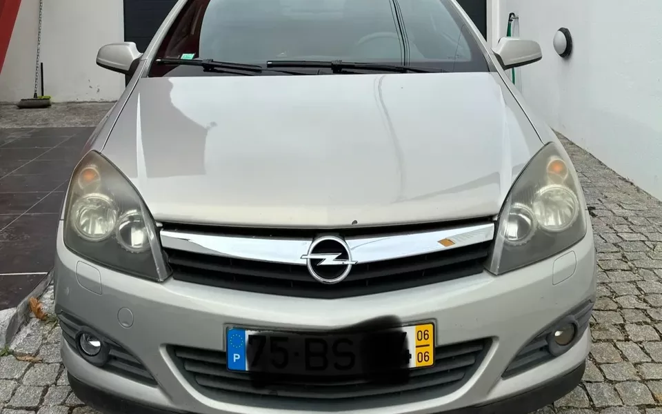 Opel Astra GTC 1.3 CDTi