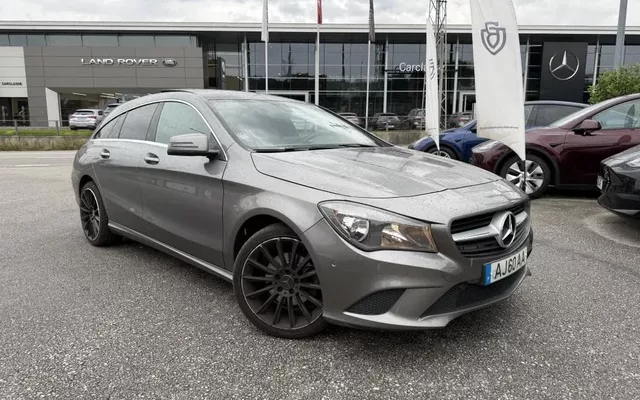 Mercedes-Benz CLA 200 d Shooting Brake AMG Line