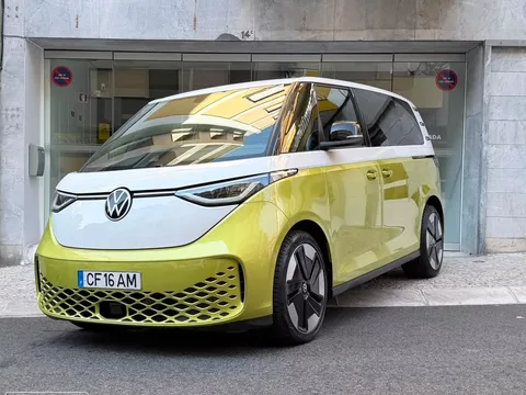 VW ID.Buzz Pro