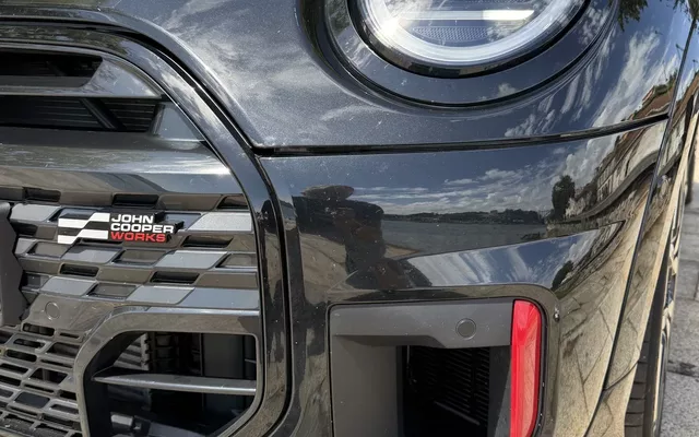 MINI Cabrio John Cooper Works Premium Essential Auto