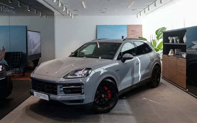 Porsche Cayenne S E-Hybrid