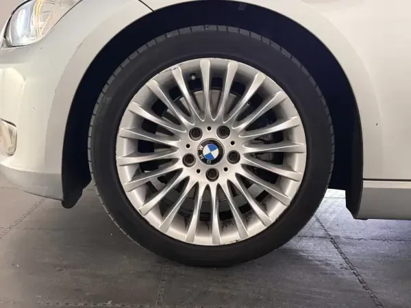 BMW 320 2008 d Cabrio Intense