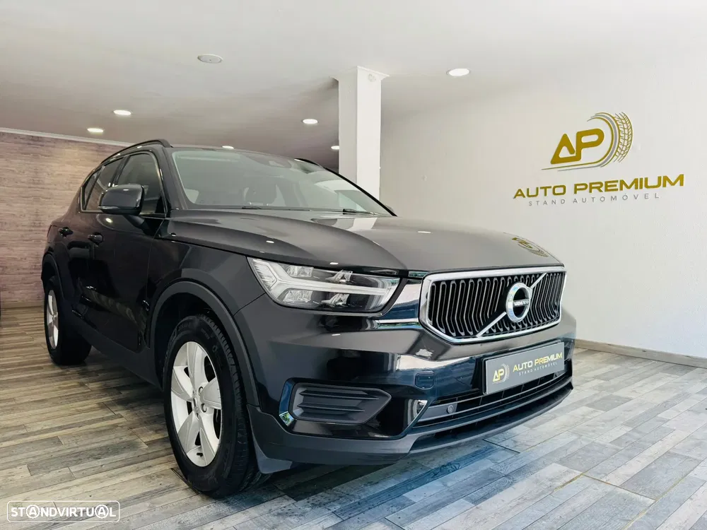 Volvo XC 40 1.5 T2 Momentum Plus