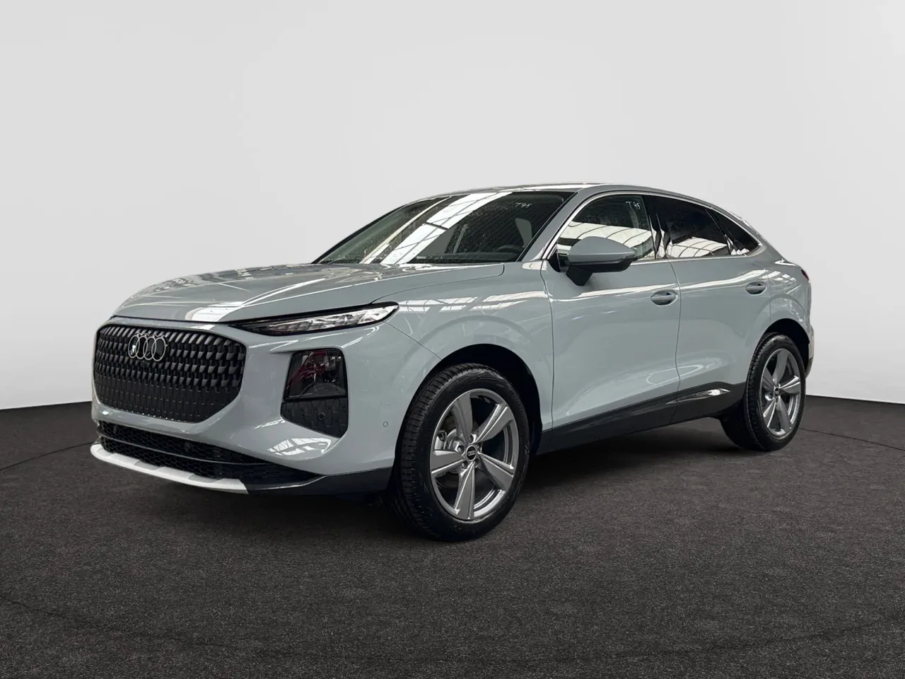 AUDI Q3 Sportback Audi Q3 Sportback Advanced TFSI 110 kW S tronic STOCK TIELT