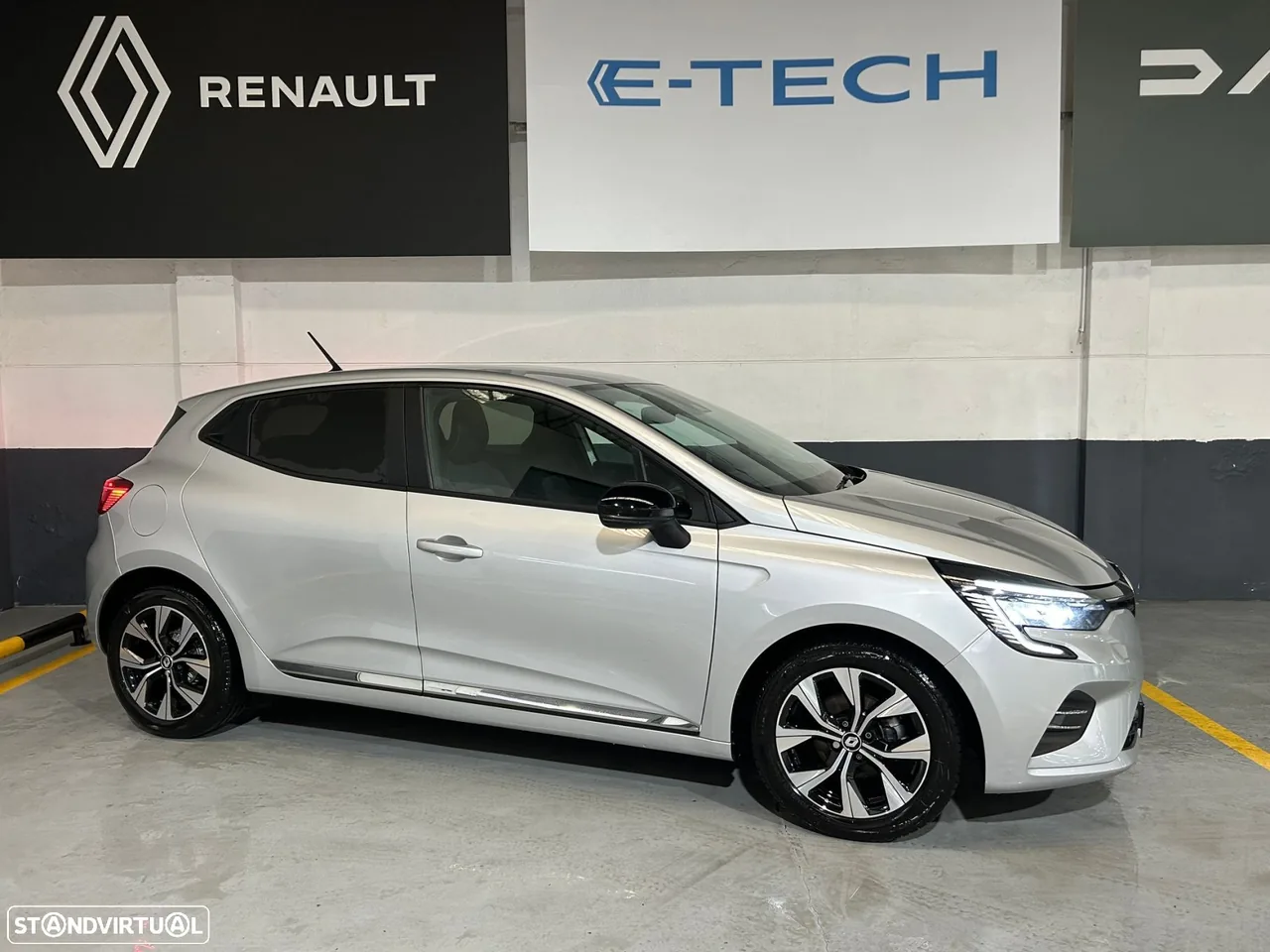 Renault Clio 1.0 TCe Limited Bi-Fuel