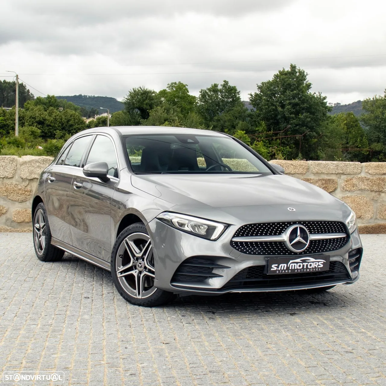 Mercedes-Benz A 250 e 8G-DCT AMG Line