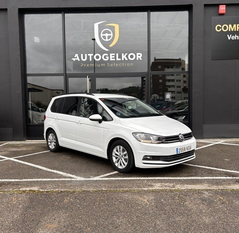 VOLKSWAGEN Touran Touran 1.6TDI Business and Navi Edition 85kW