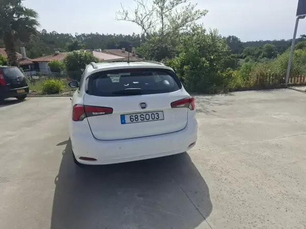 Fiat Tipo Station Wagon 2017 1.6 M-Jet Lounge Tech