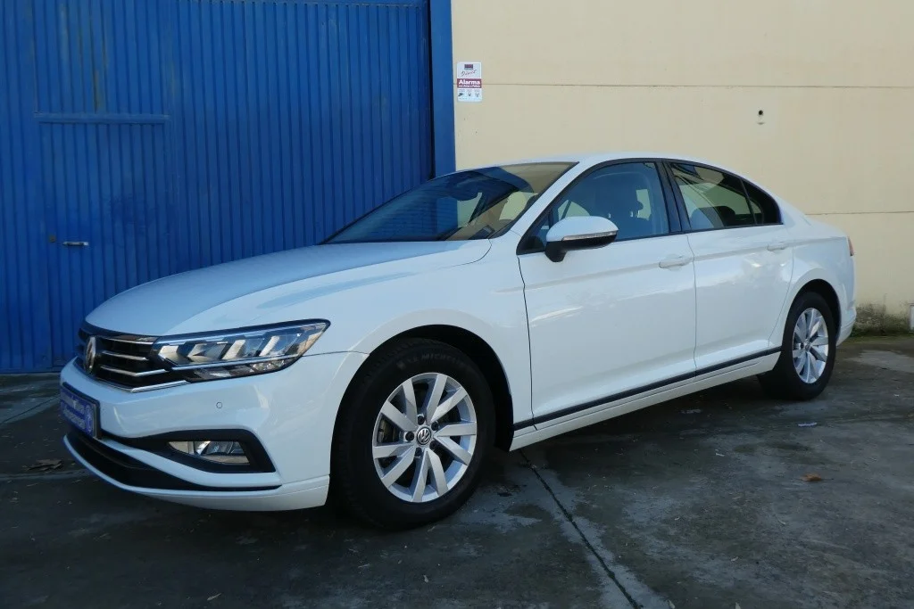 VOLKSWAGEN Passat Passat 1.6TDI Business DSG7