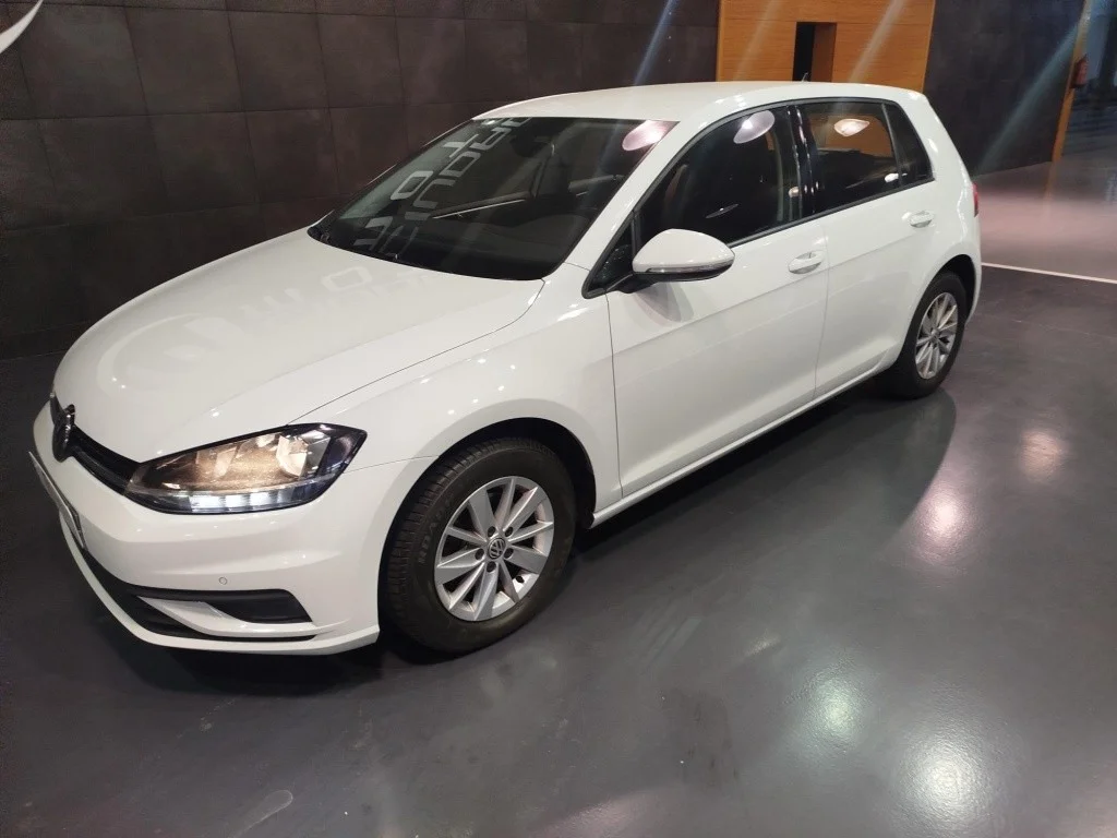 VOLKSWAGEN Golf Golf 1.0 TSI Business Edition 85kW