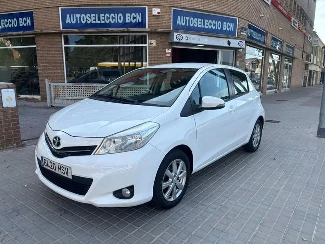 TOYOTA Yaris Yaris 1.0 Active