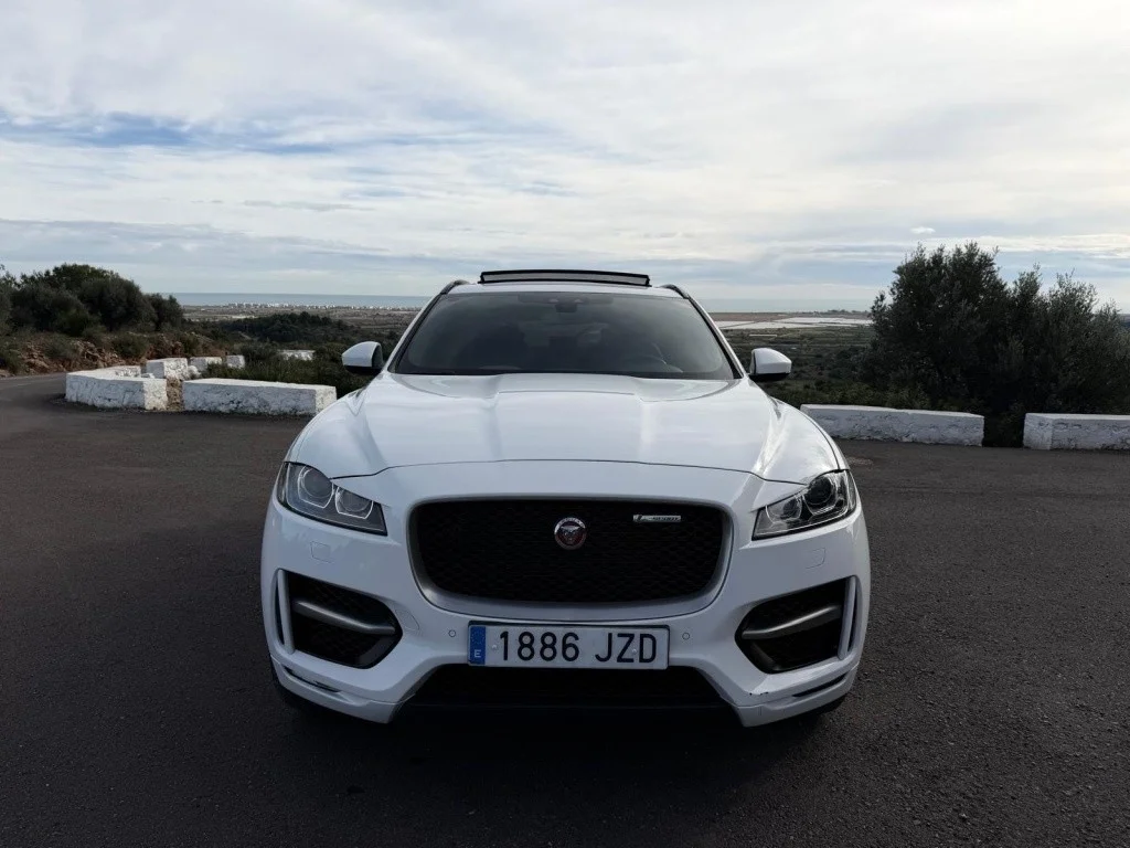 JAGUAR F-Pace F-Pace 2.0i4D R-Sport Aut. RWD 180