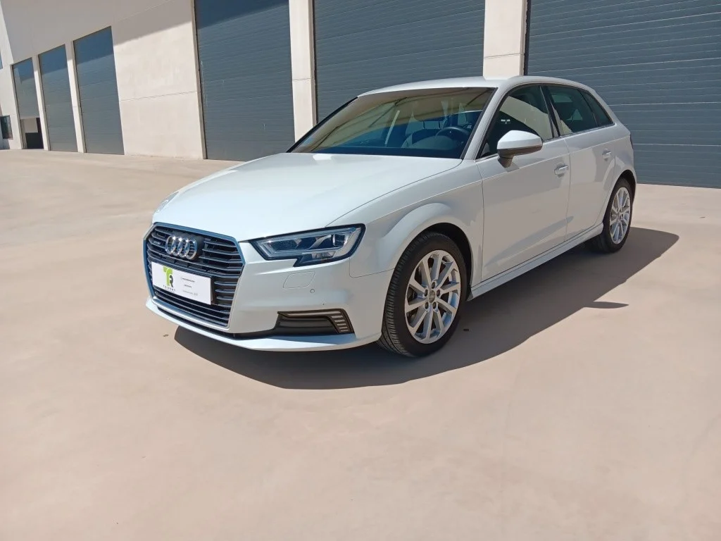 AUDI A3 A3 Sportback 40 e-tron Design S tronic