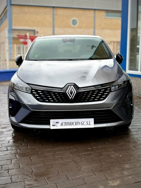 RENAULT Clio Clio TCe Evolution 85kW