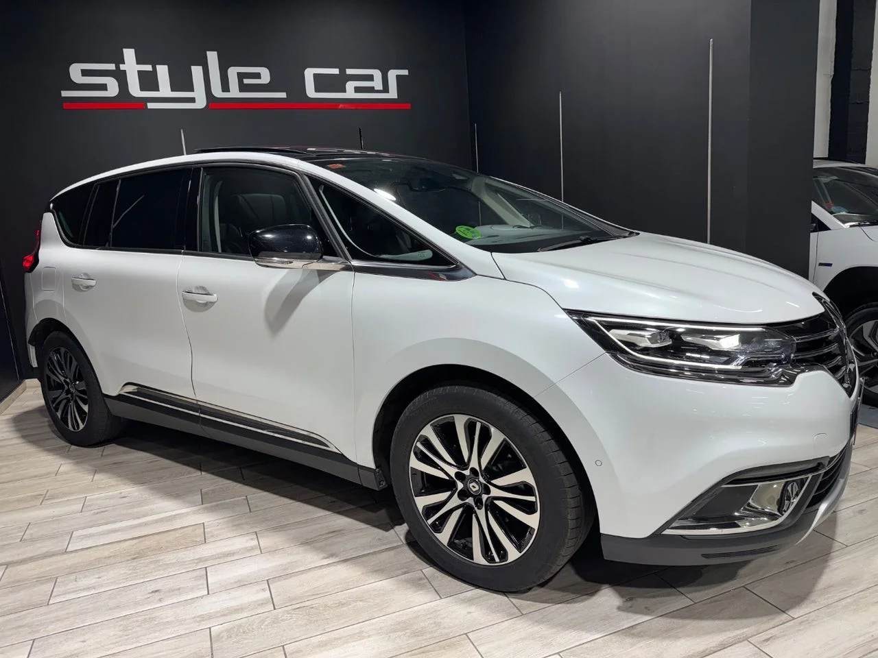 RENAULT Espace Ini. P. Blue dCi 139 kW 190CV EDC