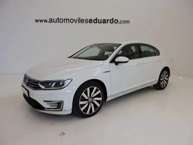 VOLKSWAGEN Passat Passat GTE 1.4 TSI