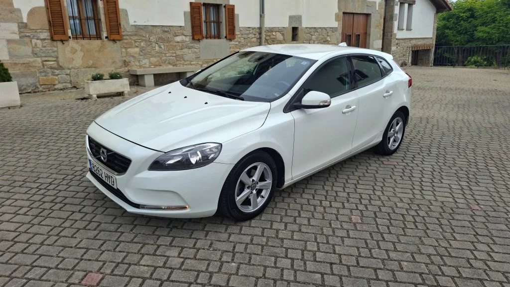 VOLVO V40 V40 D2 Kinetic 115