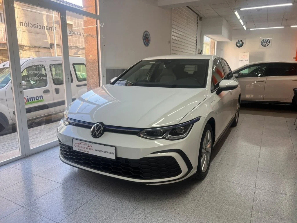 VOLKSWAGEN Golf Golf 1.4 TSI GTE 180kW