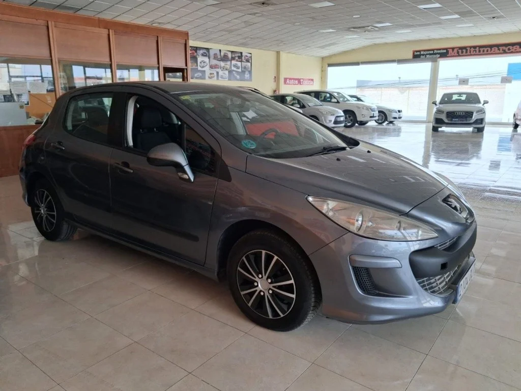 PEUGEOT 308 308 1.6 VTi Confort