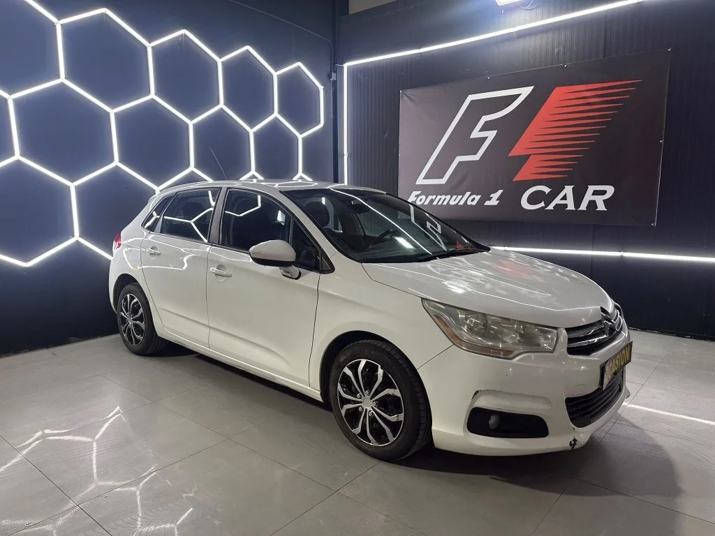 CITROEN C4 C4 1.6e-HDi Exclusive 110
