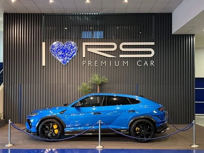 LAMBORGHINI Urus Urus Performante