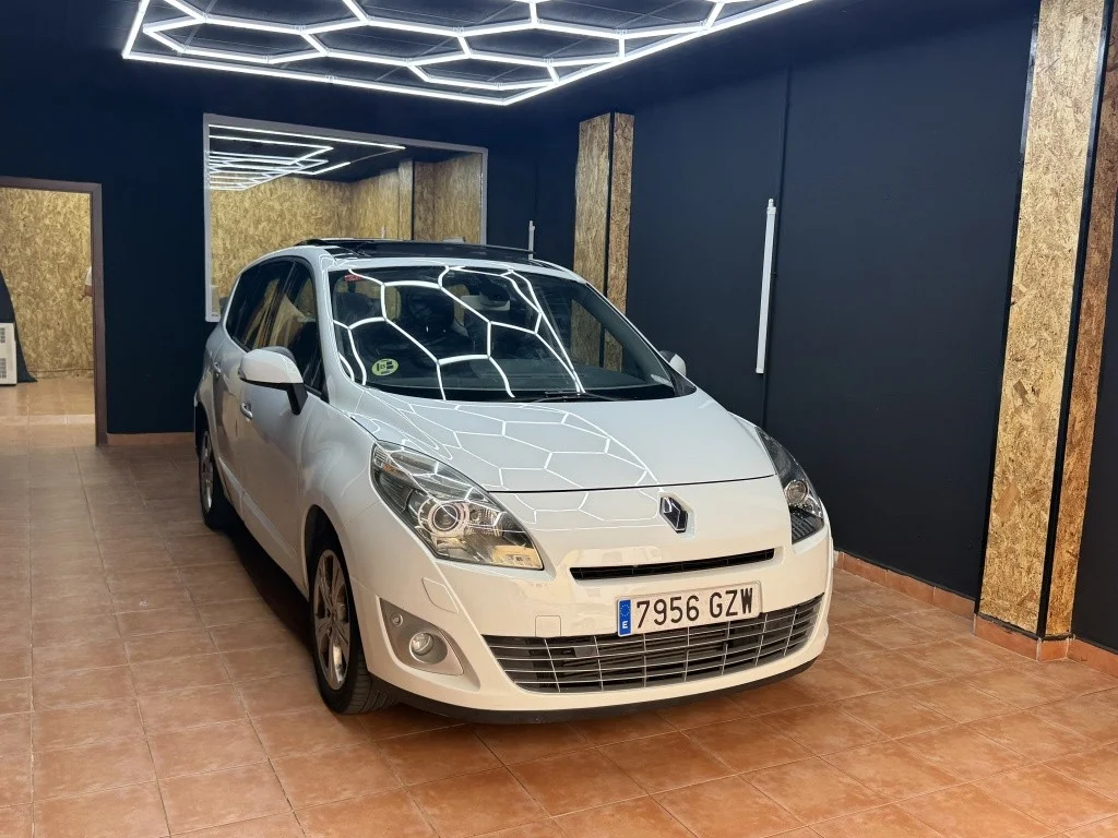 RENAULT Scénic Grand Scénic 1.9dCi Family Edition 7pl.