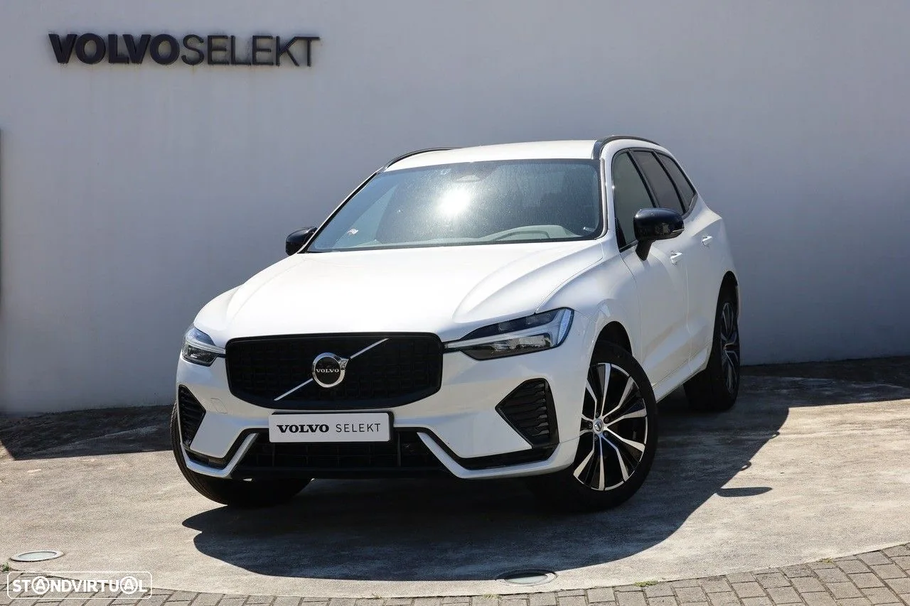 Volvo XC 60 2.0 B4 Plus Dark