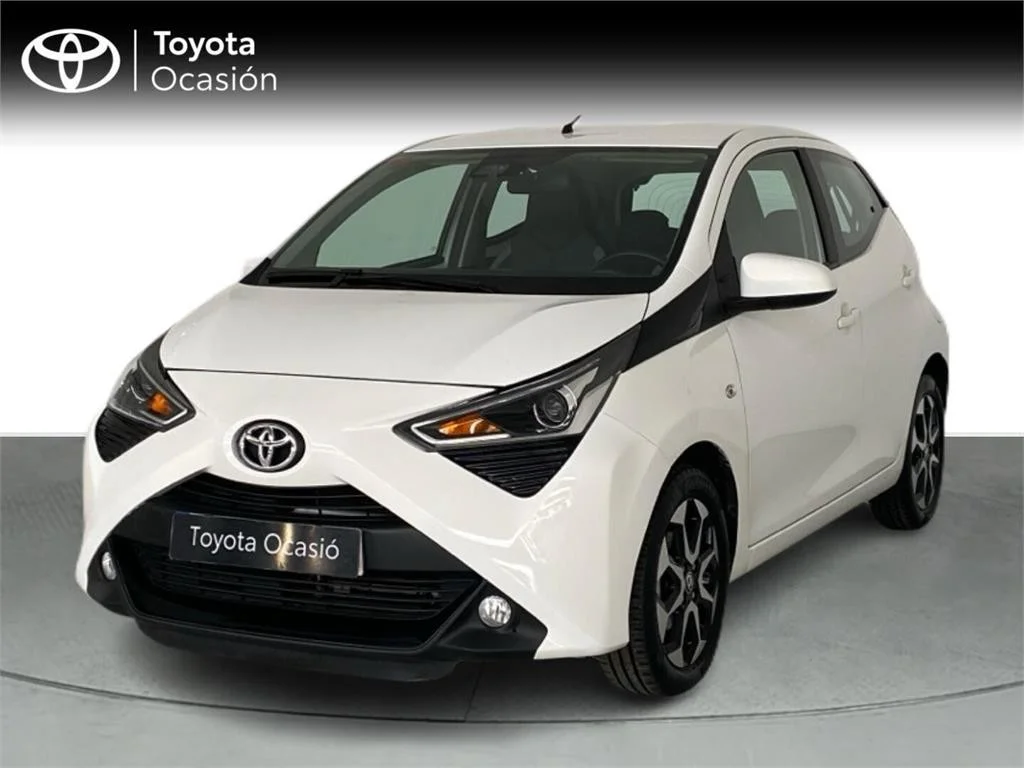 TOYOTA Aygo Aygo 70 x-play