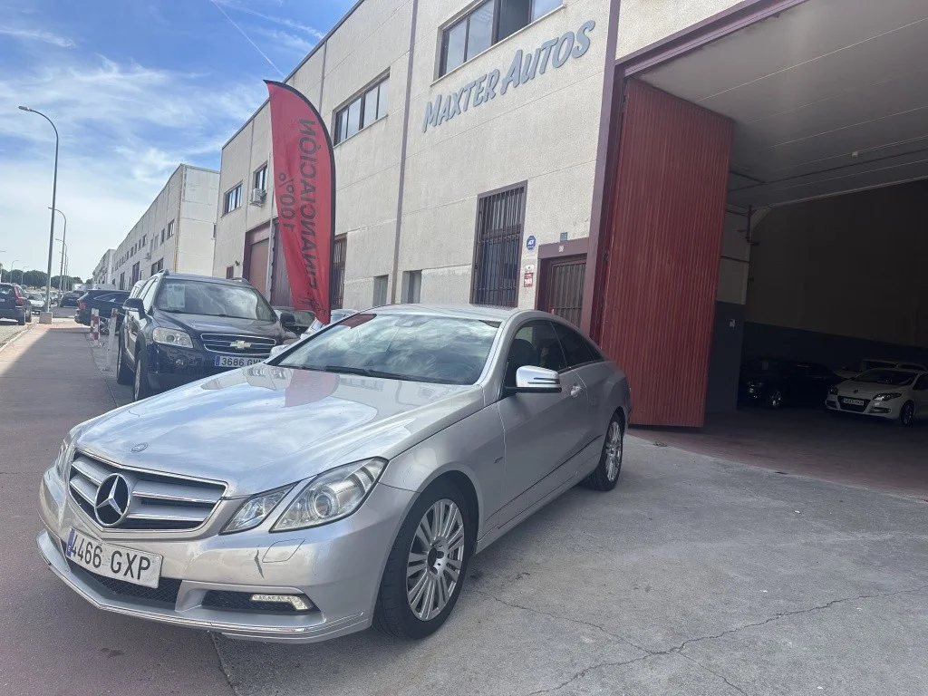 MERCEDES-BENZ Clase E E Coupé 250 CGI BE Aut.