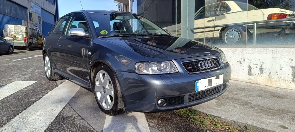 AUDI A3 S3 1.8 T quattro 225