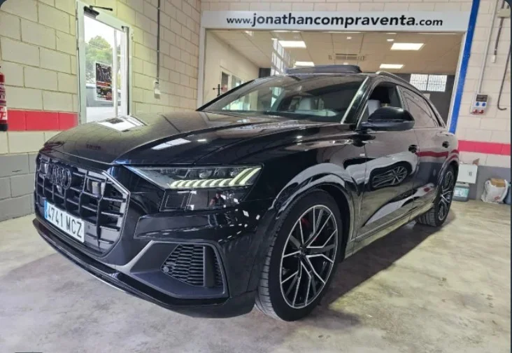 AUDI Q8 Q8 50 TDI Black line plus quattro tiptronic