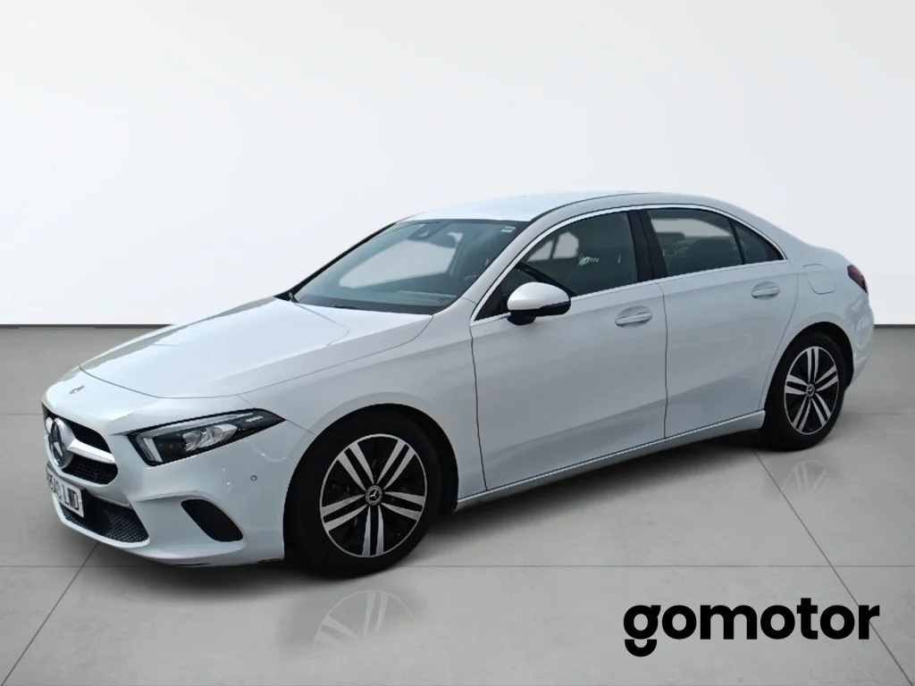 MERCEDES-BENZ Clase A A-CLASS 2.0 A 180 D DCT 116 4P