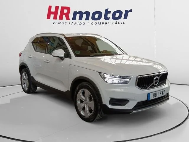 VOLVO XC40 XC40 D3 Momentum Aut.