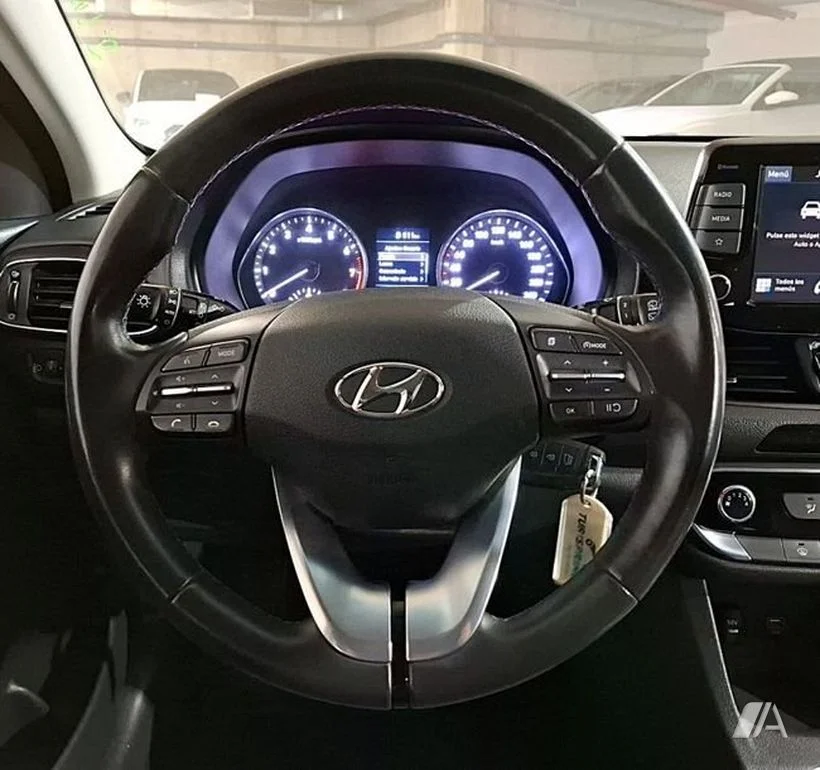HYUNDAI i30 FL 1.0 T-GDi 88,3 kW (120 CV) MT6 2WD Sense +