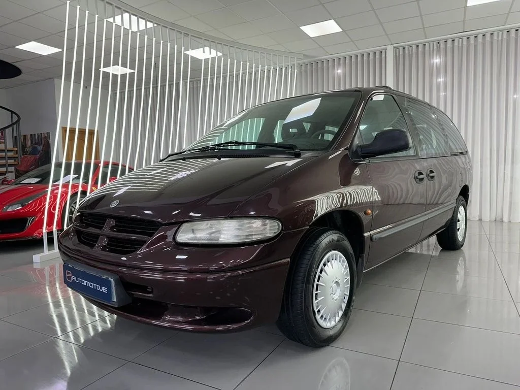 CHRYSLER Voyager Voyager 2.4i SE