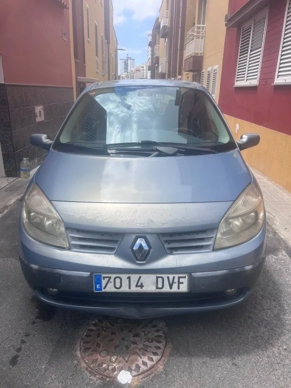RENAULT Scénic Grand Scénic 1.6 16v Confort Dynamique