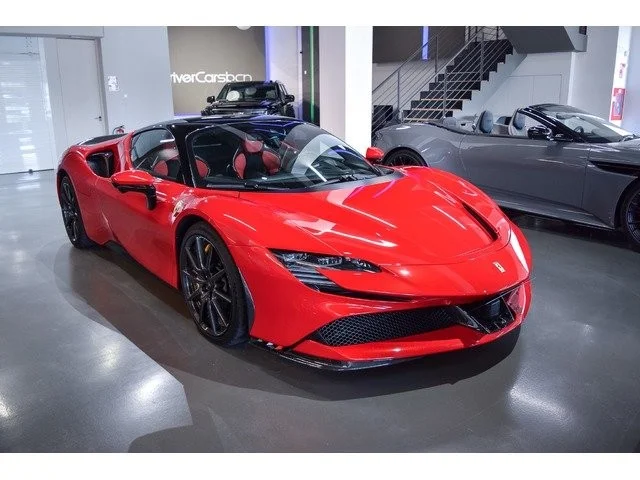FERRARI SF90 SF90 Spider