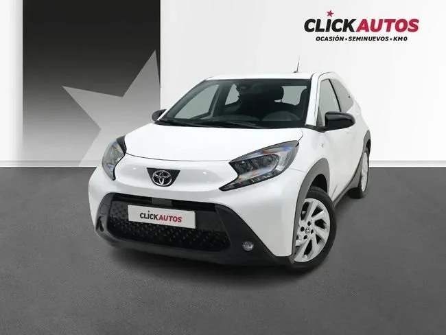 TOYOTA Aygo X Cross 1.0 72CV Play