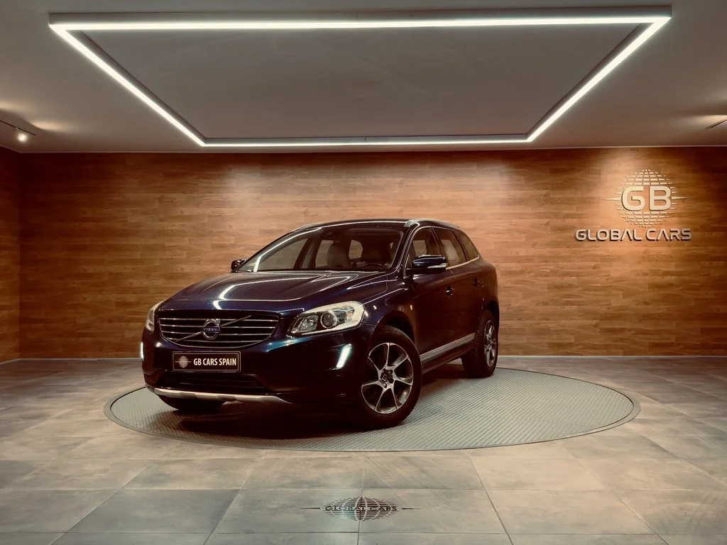 VOLVO XC60 2.0 D4 R-Desgn Kinetic Auto