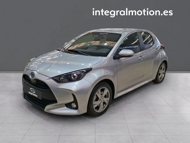 TOYOTA Yaris Yaris 120H 1.5 Active Plus