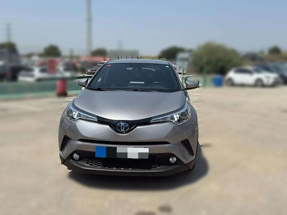 TOYOTA C-HR + 1.8 125H Advance