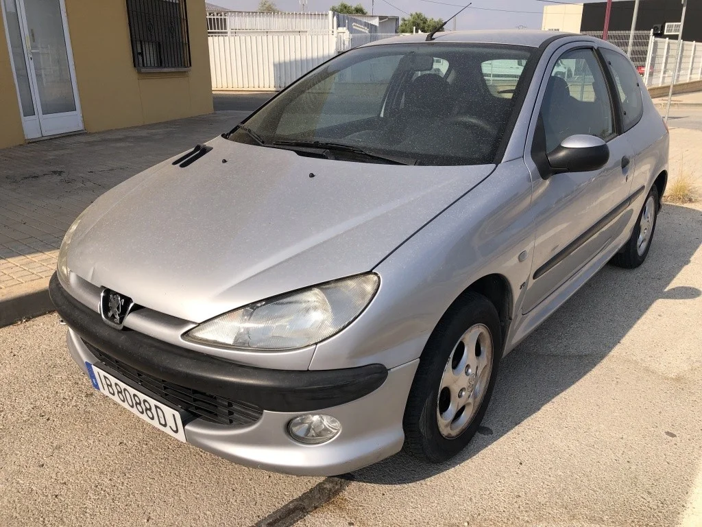 PEUGEOT 206 206 1.6 XS