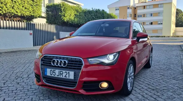 Audi A1 2010 1.6 TDI Attraction