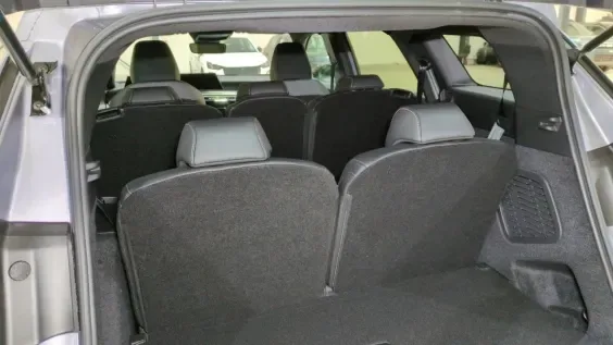 Peugeot 5008 HYBRID 145 CH E-DCS6 ALLURE Zéro km immatriculé